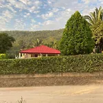 Villa Alexa. Rodeada de naturaleza y aguas puras.