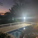 Villa Alexa. Rodeada de naturaleza y aguas puras.