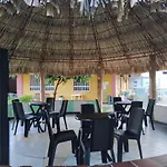 Azinegüe Hospedaje Turístico