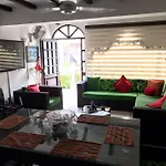 Casa comoda, bien ubicada en conjunto con piscina