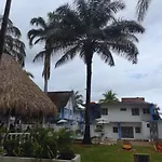 Hotel Villa De Rauzan