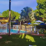 Hotel Villa De Rauzan