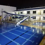 Hotel Agua Azul Resort - Melgar
