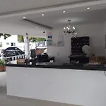 Hotel Acuario Melgar