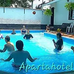 Aparta Hotel El Castillo