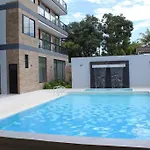 Hermoso Aparta Suite
