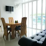 Aparta Hotel Plaza Real Melgar