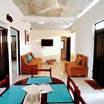 FINCA VILLA MAGALY, 3 Casas Familiares en medio de la Naturaleza