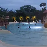 Covenitas Cabana Caribe, Con Piscina Tipo Playa, Capacidad Maxima 34 Personas