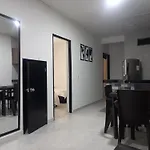 101 SANTYS HOUSE MELGAR apartamento amoblado para 6 personas