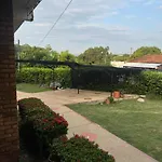 Villa Con Pisicina Privada Melgar
