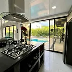 Fm Luxury Villa De Arquitectura Mediterranea Piscina Privada Y Cine