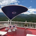Escapate Del Bullicio Urbano Y Disfruta De Un Descanso Reparador