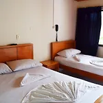 Nuevo Hotel Yajaira