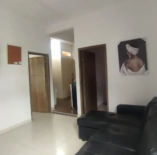 201 SANTYS HOUSE MELGAR Apartamento amoblado con capacidad para 6 huéspedes