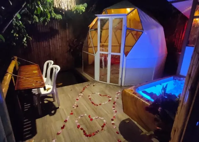 River Glamping Melgar