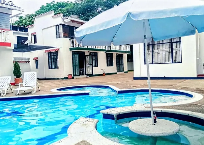 Casa Campestre Con Piscina Y Jacuzzi En Melgar