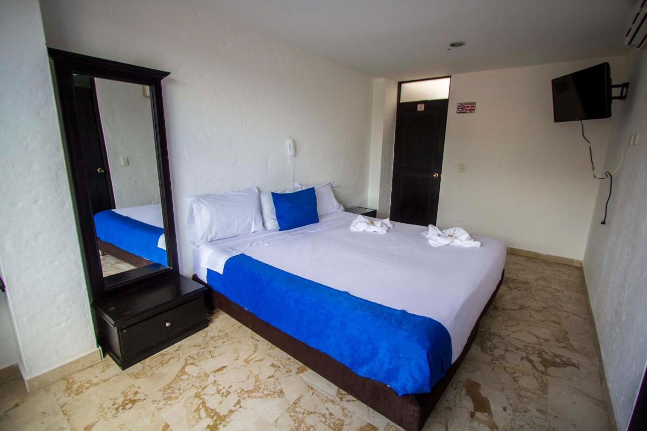 Hotel Blue Star