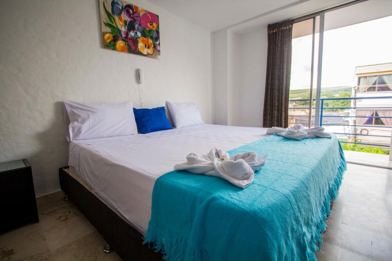 Blue Star 3* Melgar