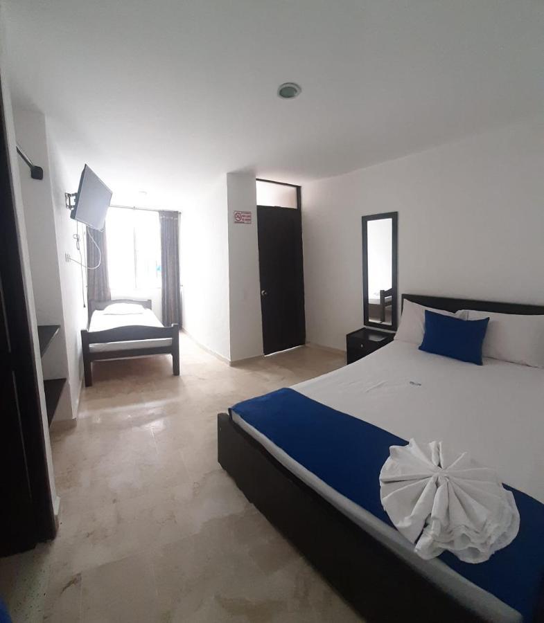 Hotel Blue Star Melgar