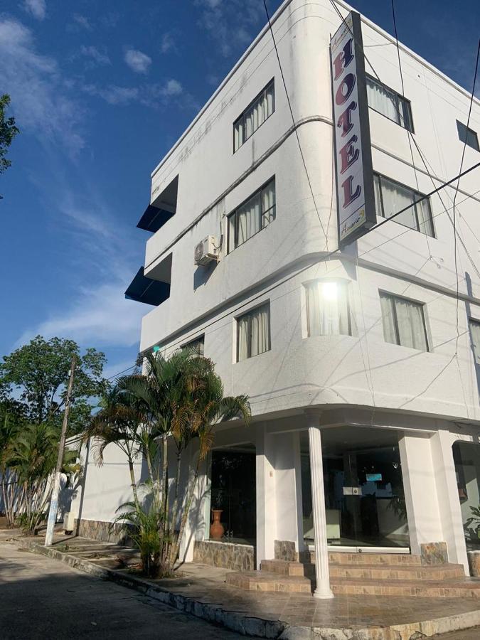 Hotel Nuevo Acuario Melgar