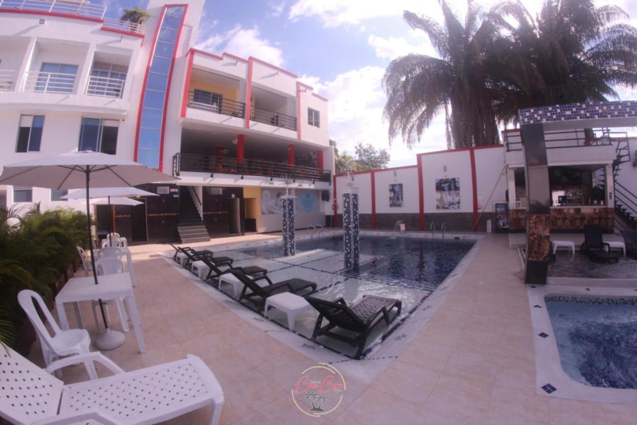 Bora Bora Solo Adultos Hotel Melgar