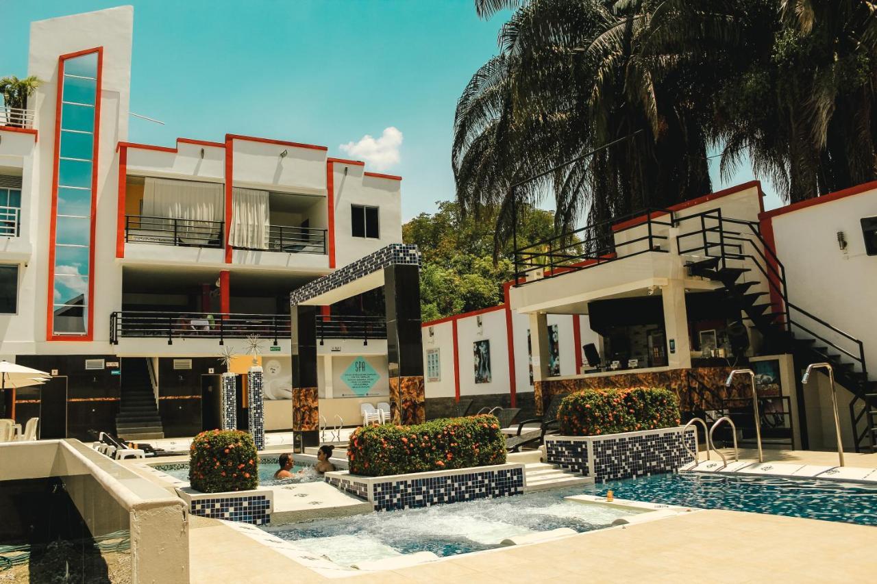 Bora Bora Solo Adultos Melgar