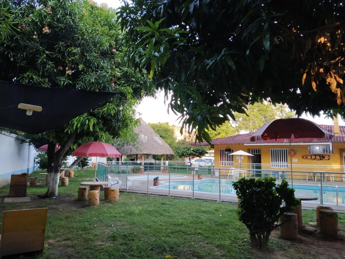 Inn Azinegüe Turístico *