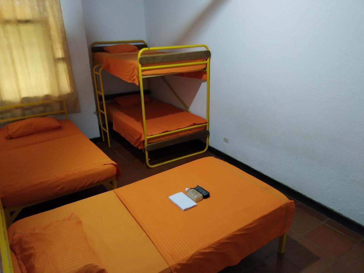 Azinegüe Turístico Inn Melgar