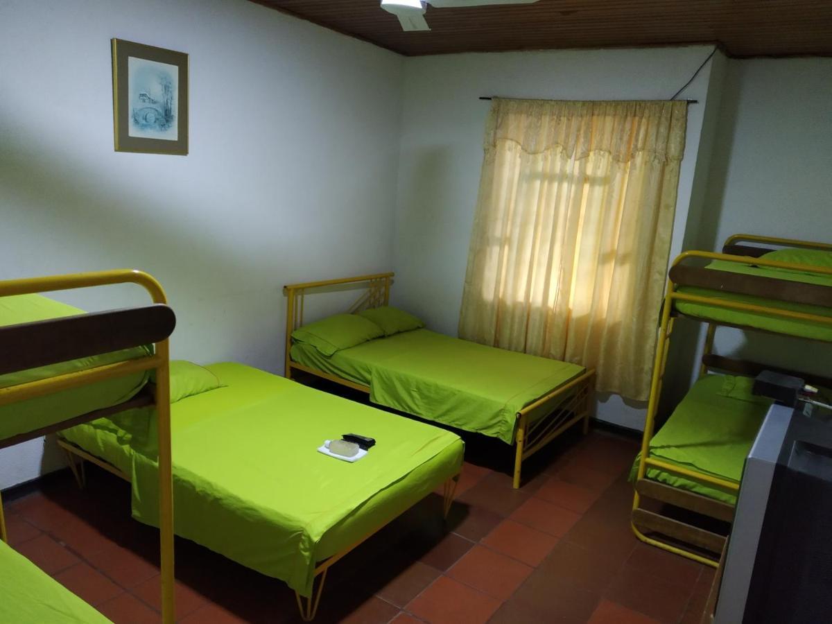 Azinegüe Turístico Inn