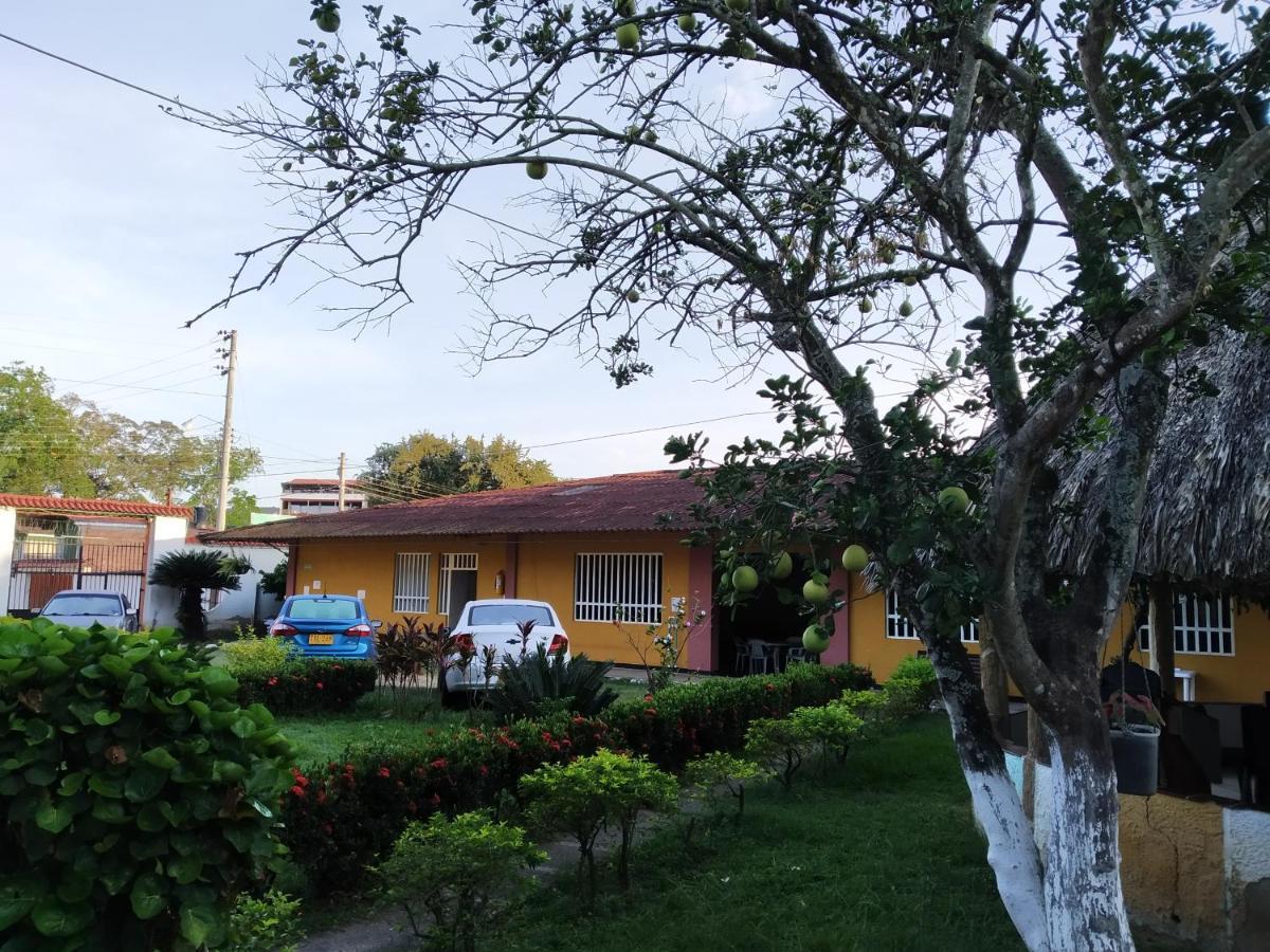 Azinegüe Turístico Inn *