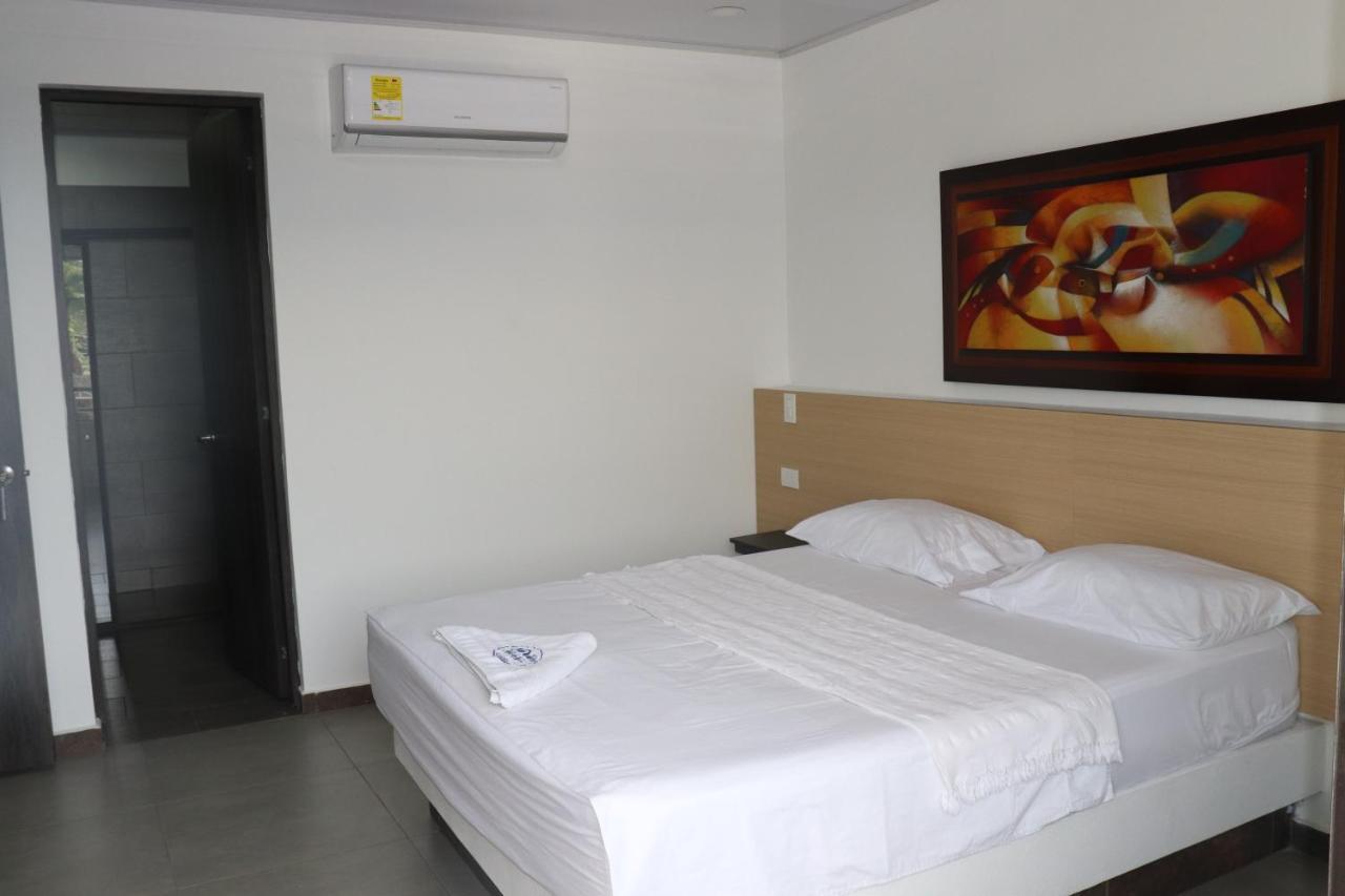 Hotel Agua Azul - Melgar