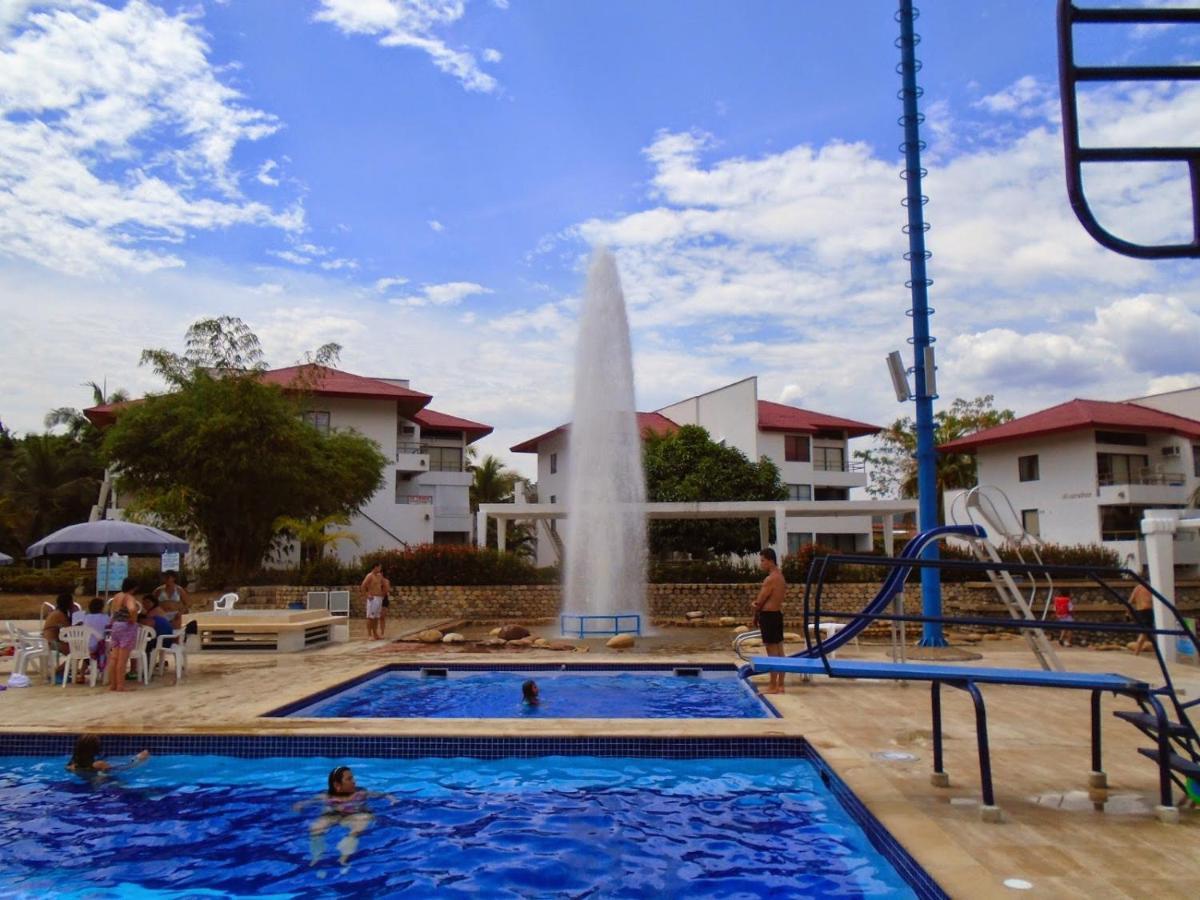 Apartamento Verano Melgar vía Carmen de Apicalá Melgar