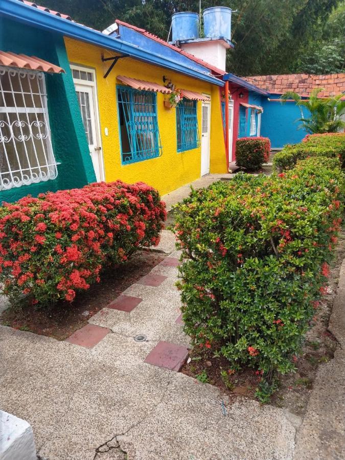Pensión San Nicolas Melgar