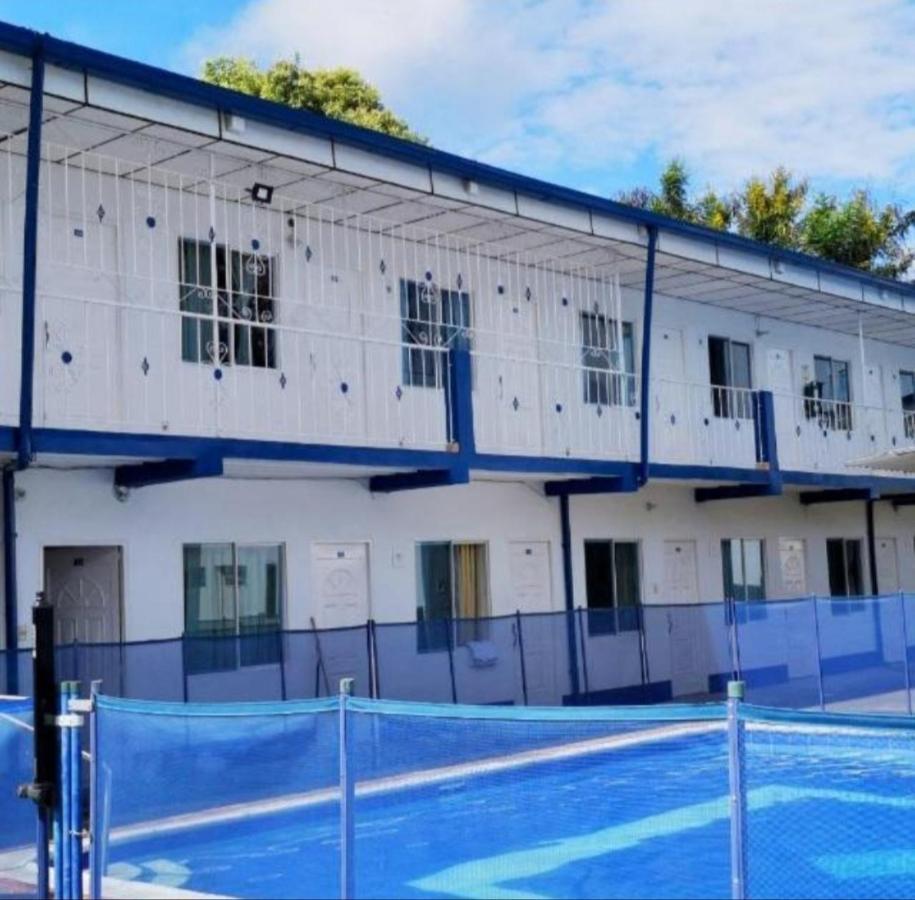 Laura Hotel
