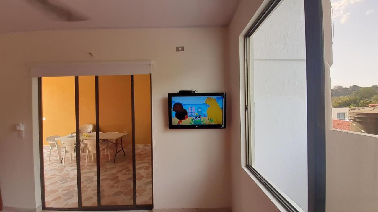 Pensión Aparta Estudio Familiar En Terraza *