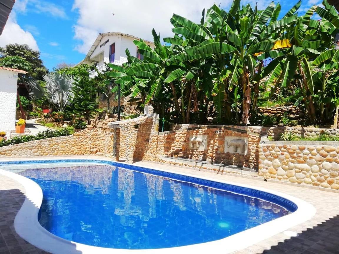 Magaly, 3 Casas Familiares En Medio De La Naturaleza Melgar