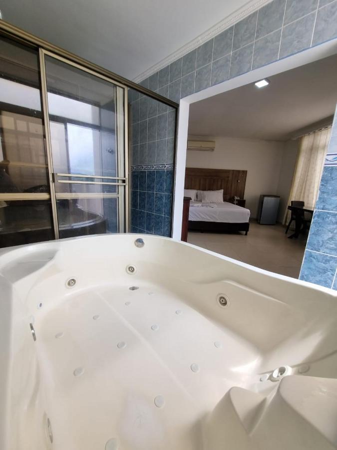 Zahira Hotel