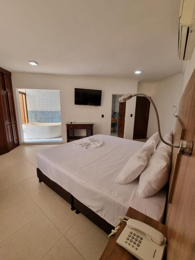 Hotel Zahira 4*