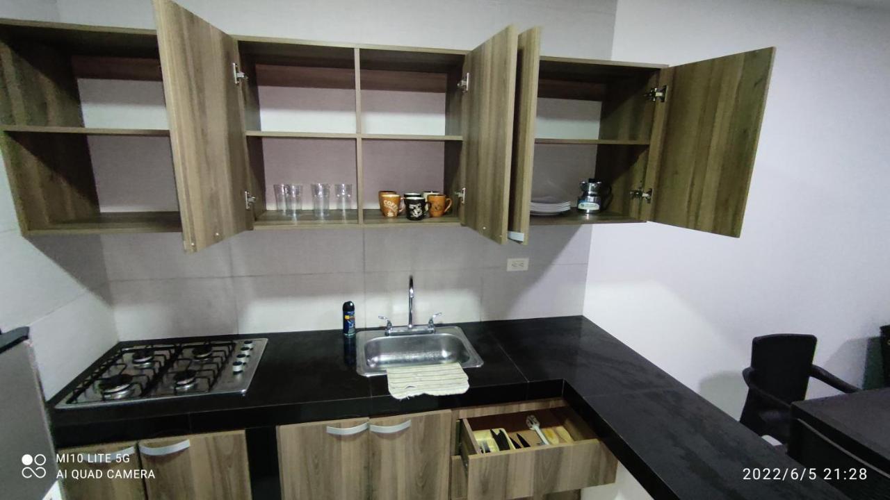 Apartamento 101 Santys House Amoblado 6 Personas Melgar