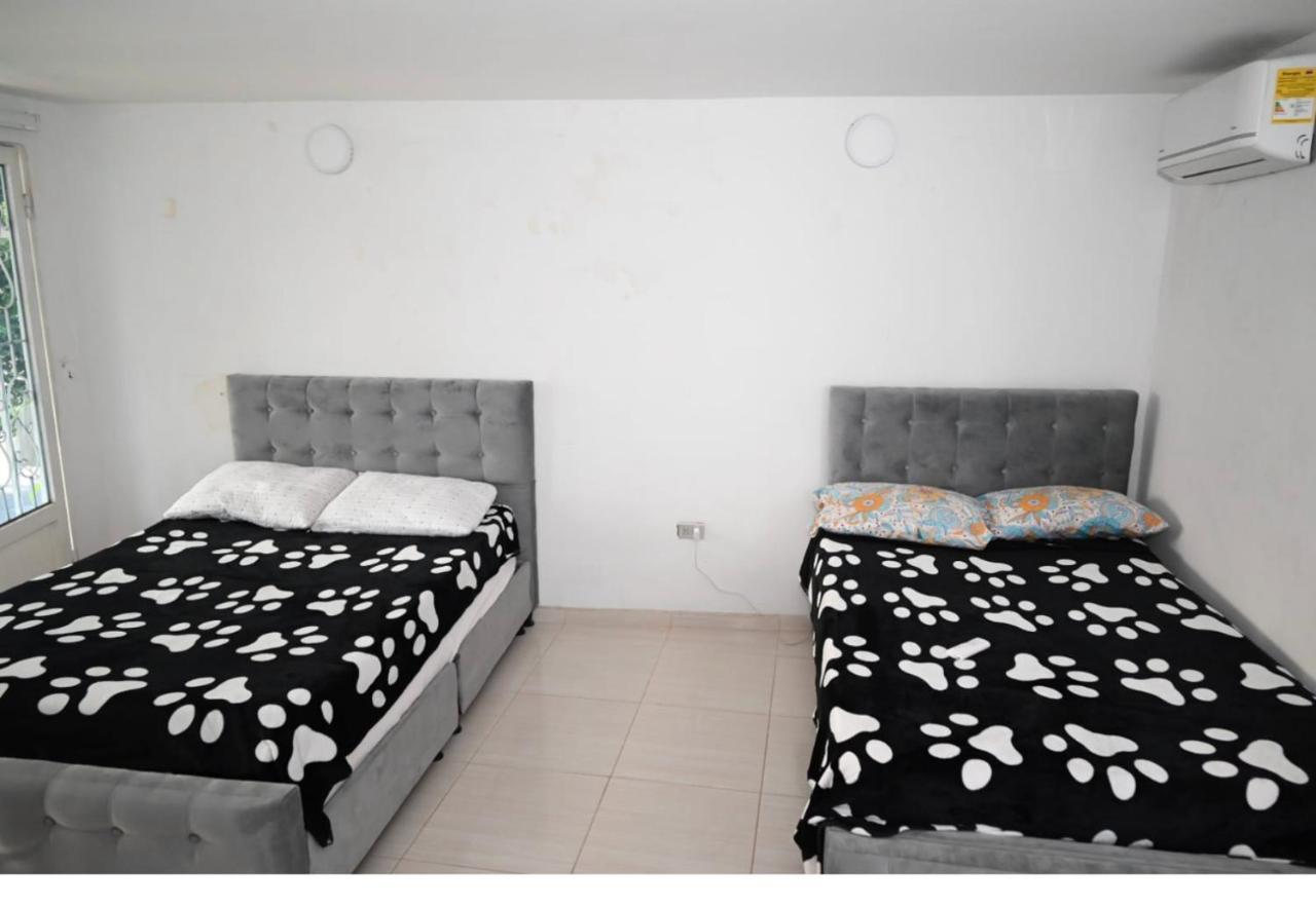 Las Chanitas Habitación en casa particular *