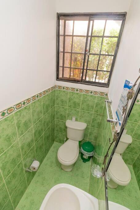 Amazing House Private Swimming Pool & Air Conditioner * Melgar