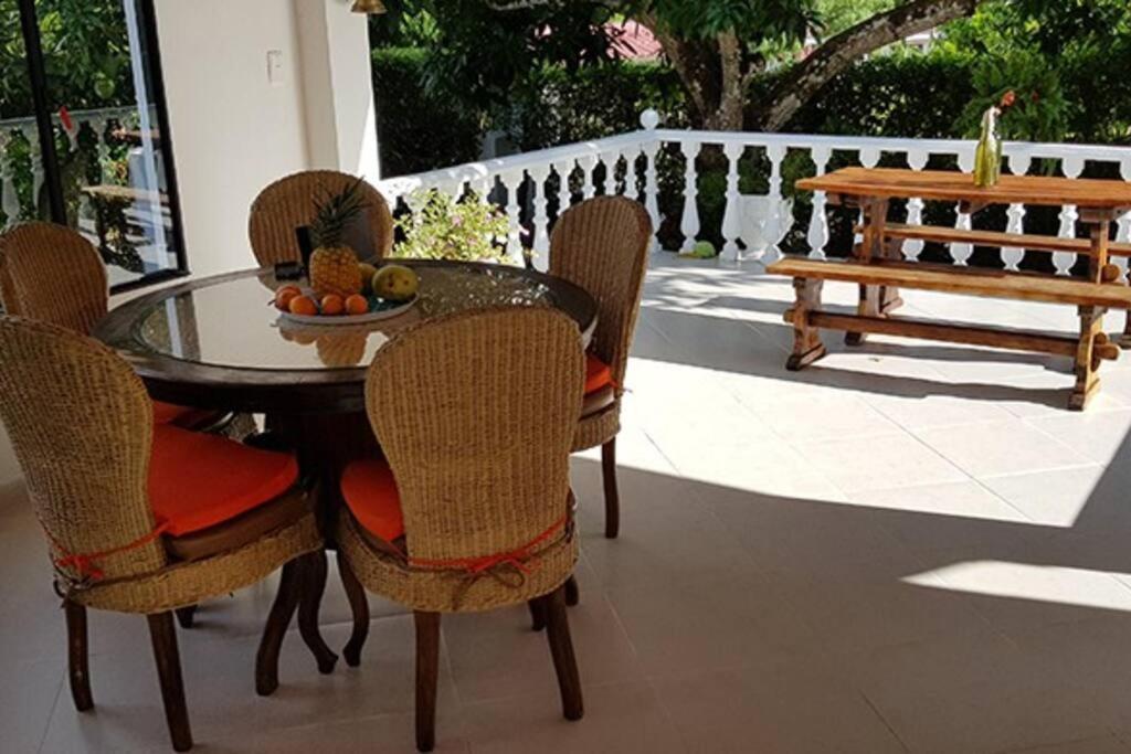 Un Paraiso Disfrutar Y Compartir Cerca De Bogota Villa