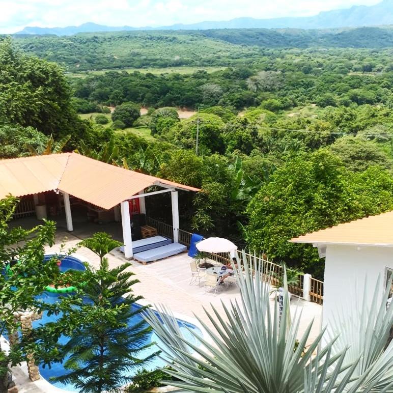 Magaly, 3 Casas Familiares En Medio De La Naturaleza