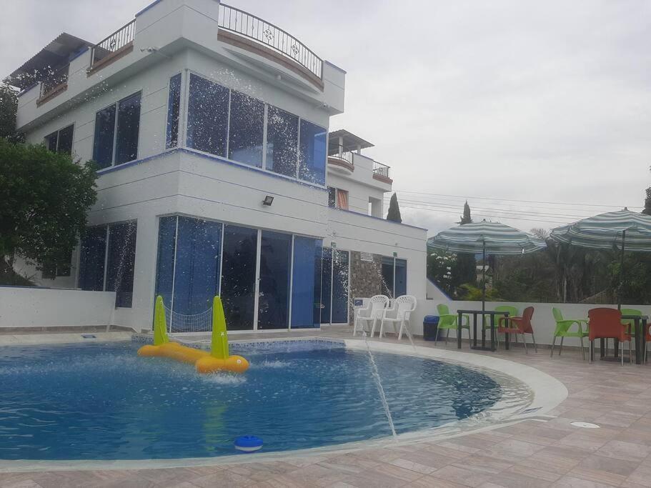 Casa Quinta Familiar Castillo 2020 Villa Melgar