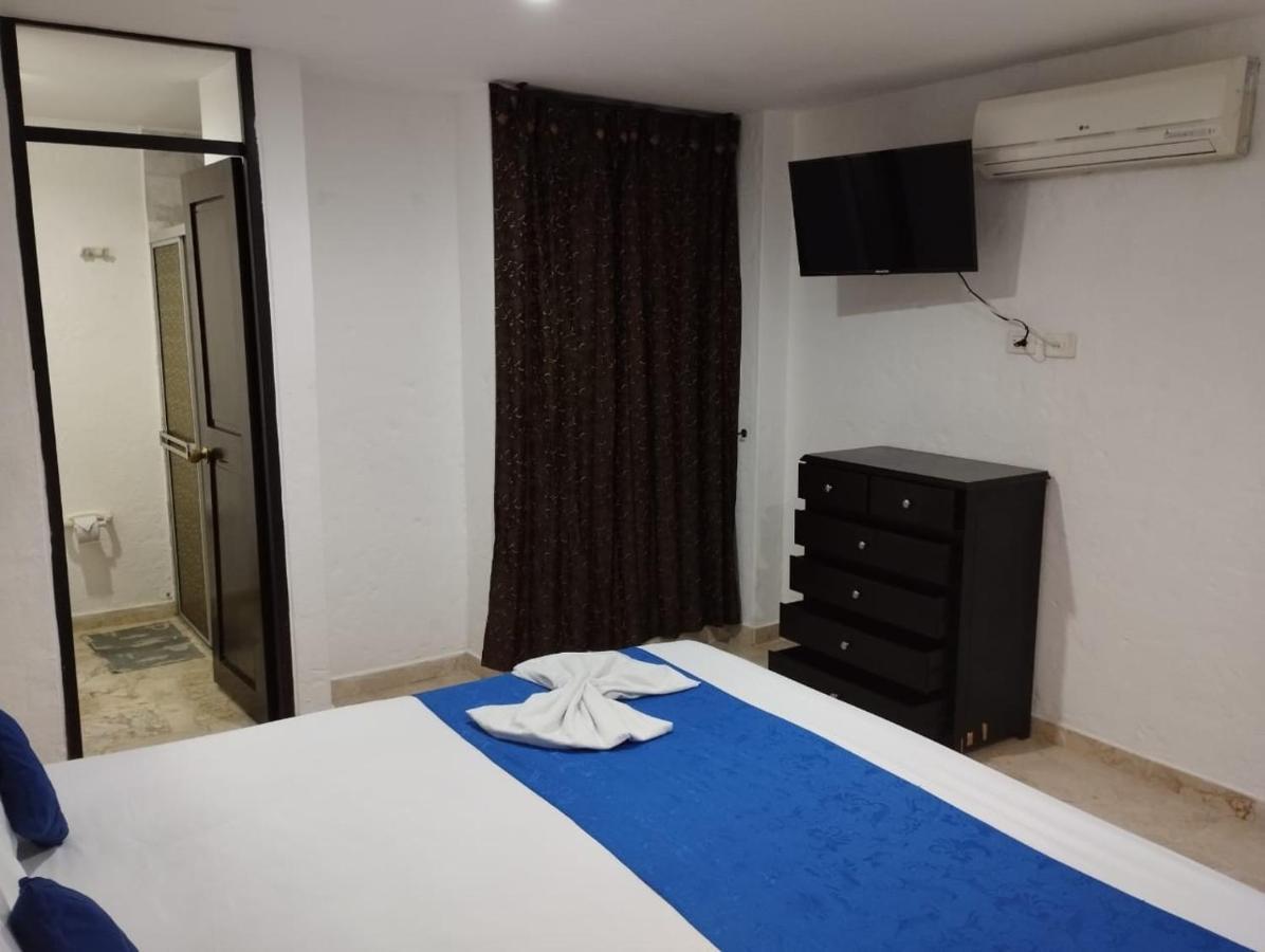 Hotel Blue Star Melgar