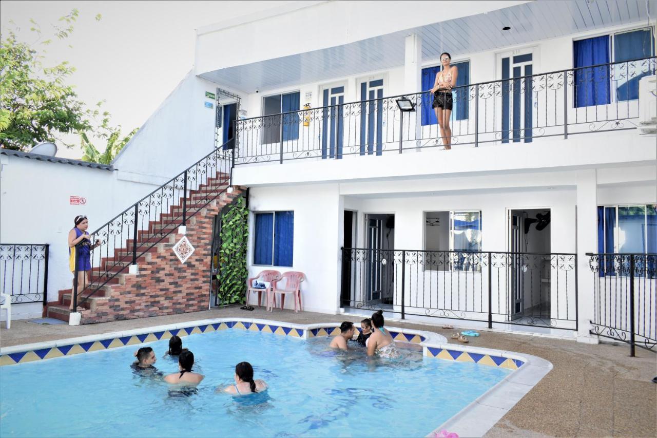 Hotel Delfines Melgar