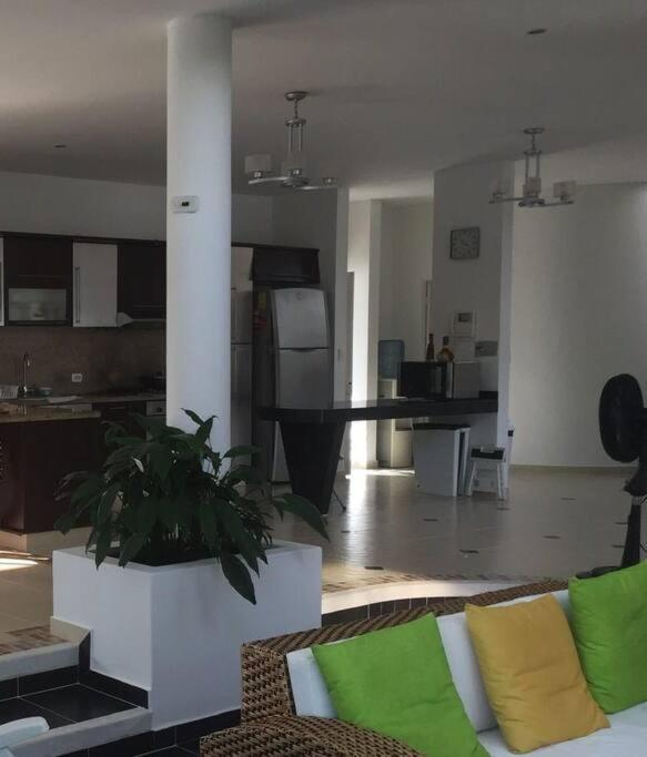 Casa Campestre En *