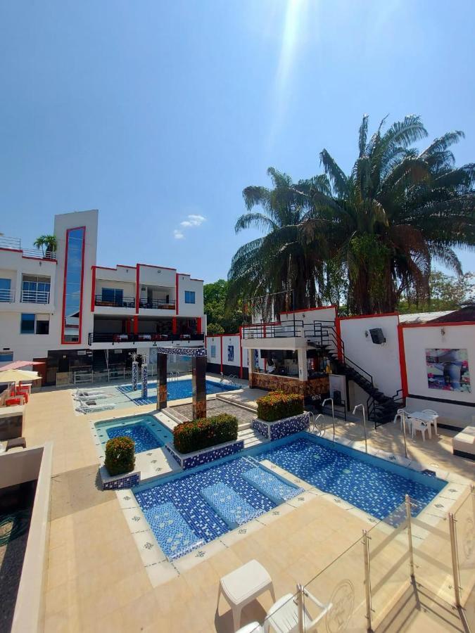 Bora Bora Solo Adultos Hotel