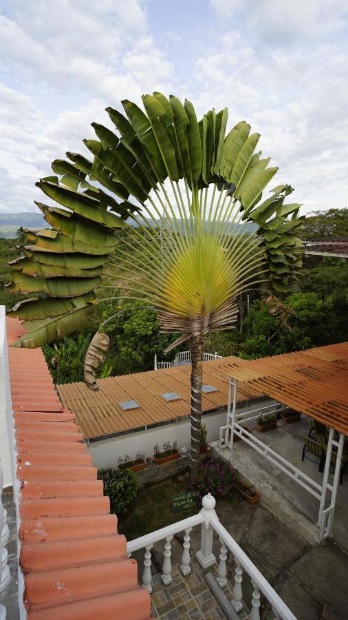 Magaly, 3 Casas Familiares En Medio De La Naturaleza Сasa de vacaciones Melgar